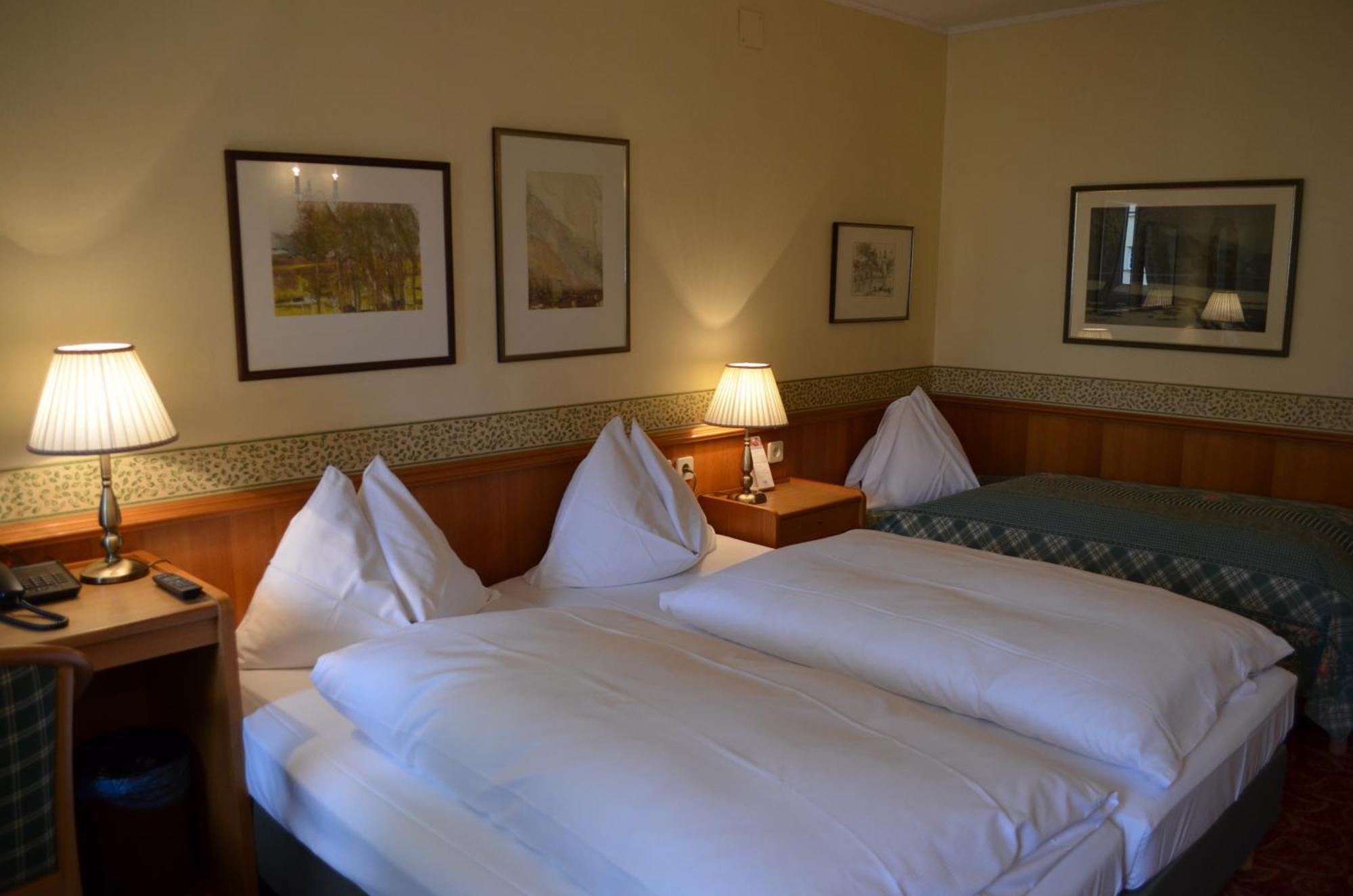 Hotel Jaeger - Family Tradition Since 1911 Βιέννη Δωμάτιο φωτογραφία